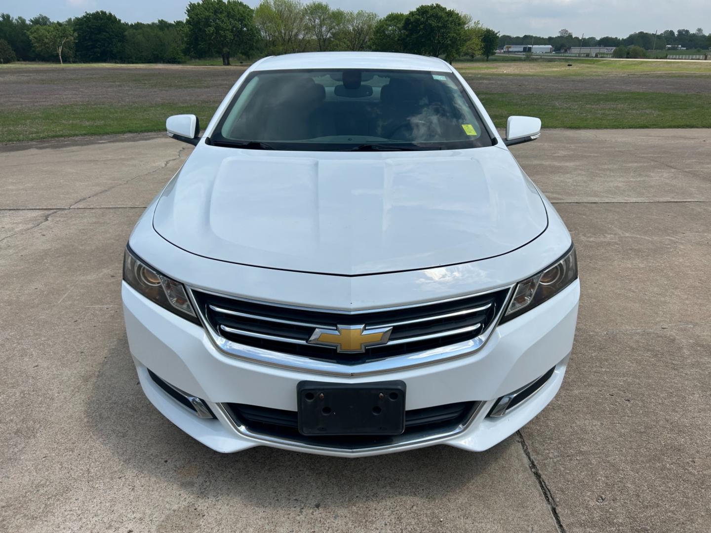 2015 White /Gray Chevrolet Impala CNG Sedan (2G1135SN0F9) with an 3.6L V6 engine, AUTOMATIC transmission, located at 17760 Hwy 62, Morris, OK, 74445, (918) 733-4887, 35.609104, -95.877060 - 2015 CHEVY IMPALA HAS THE 3.6 V6 ENGINE AND IS FWD. THE IMPALA IS A BI-FUEL CAR THAT RUNS ON BOTH CNG (COMPRESSED NATUAL GAS) OR GASOLINE. THIS CAR FEATURES KEYLESS REMOTE START, KEYLESS REMOTE ENTRY, POWER LOCKS, POWER WINDOWS, POWER SEATS, POWER MIRRORS, AM/FM STEREO, CD PLAYER, BLUETOOTH, LEATHER - Photo#1